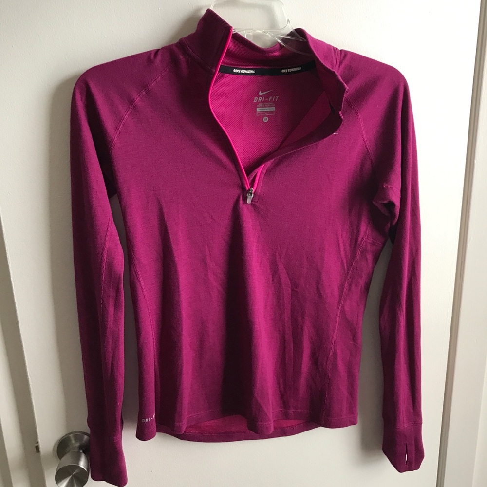 Nike long sleeve pull overs